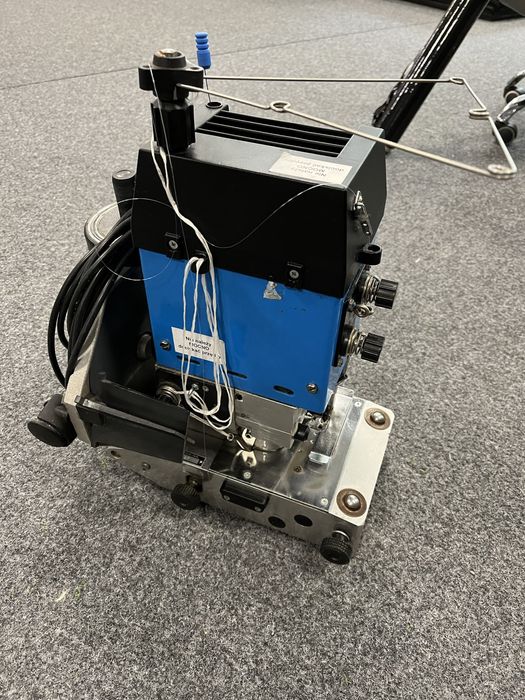 Maszyna do obszywania dywanów, chodnikow Miniket 2000