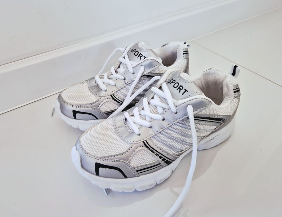 Sneakersy dziewczęce