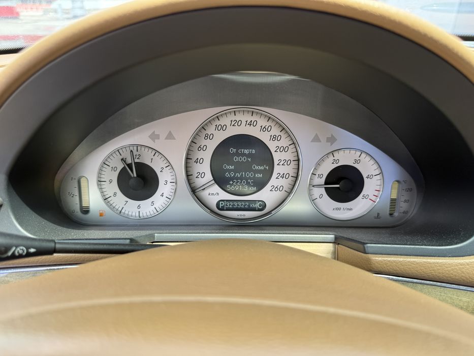 Mercedes w211 e320 diesel avangard