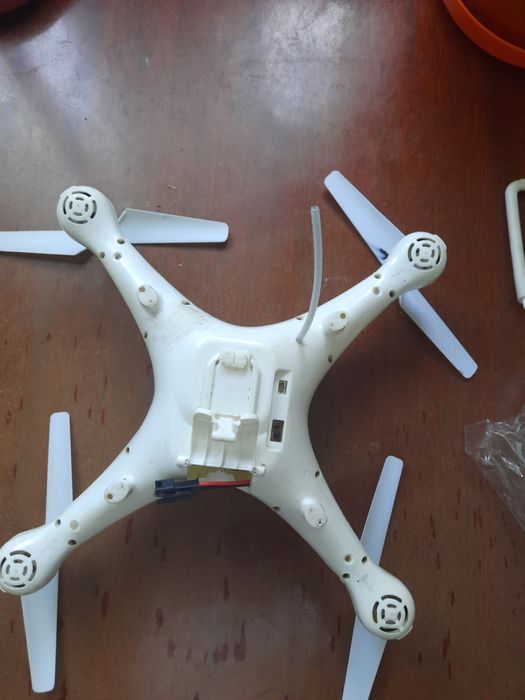 Дрон zdj стан не знаю