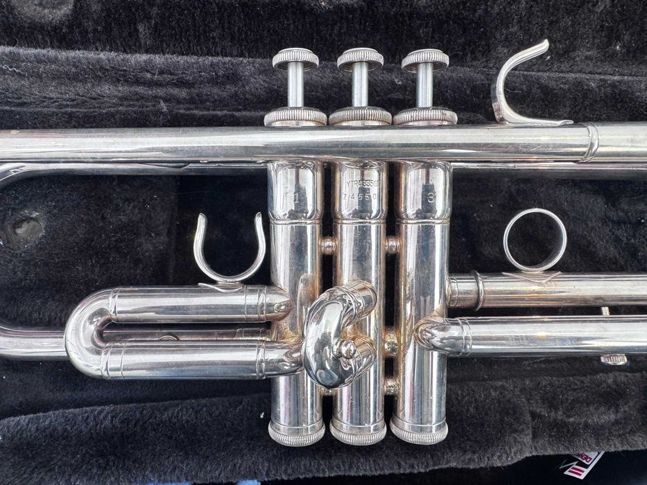 Trompete Yamaha YTR-4335GII (impecável)