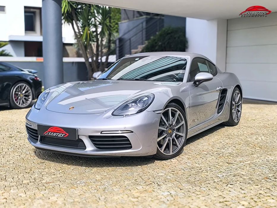 Porsche 718 Cayman