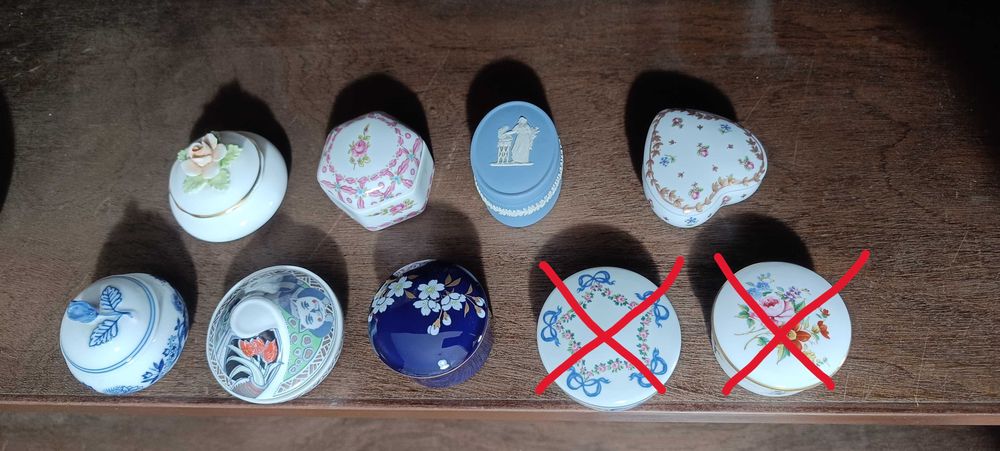 Coleção de caixas de porcelana