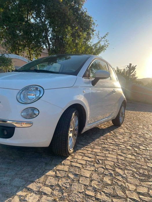 Fiat 500 2015 com 130.000 kms