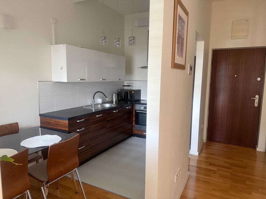 Komfortowe i ciche mieszkanie 38 m² w sercu Śródmieścia – ul. Pokorna