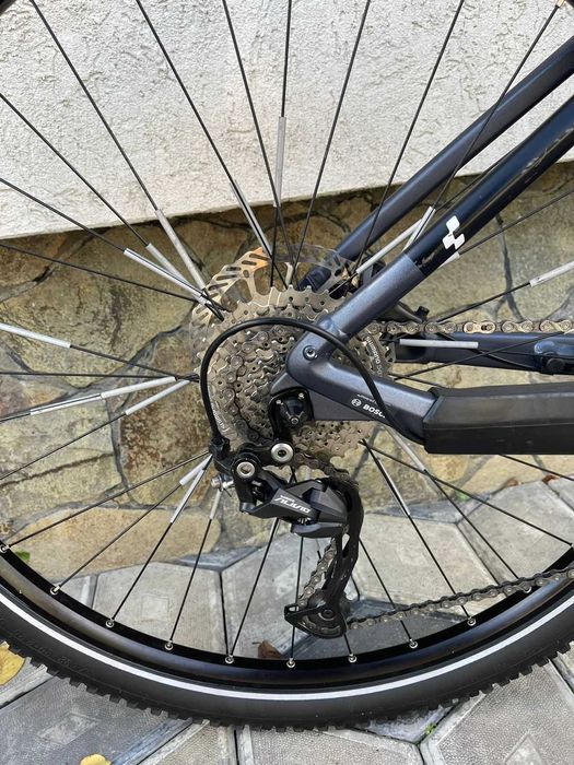 Bicicleta Cube Reaction Hybrid Performance 625