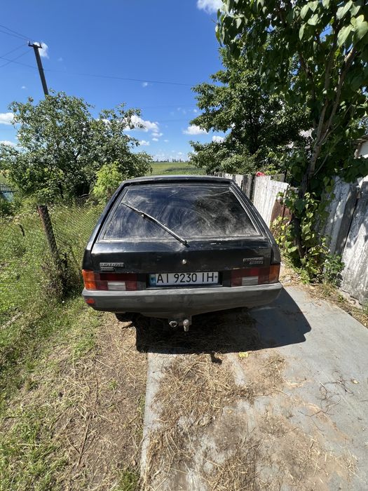 Продам ваз 2109.