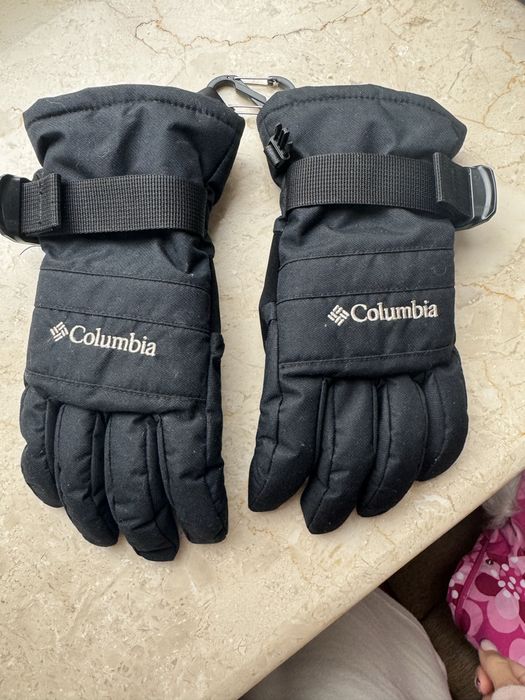 Нові рукавички Columbia (на 6-7 років) - 1000 грн