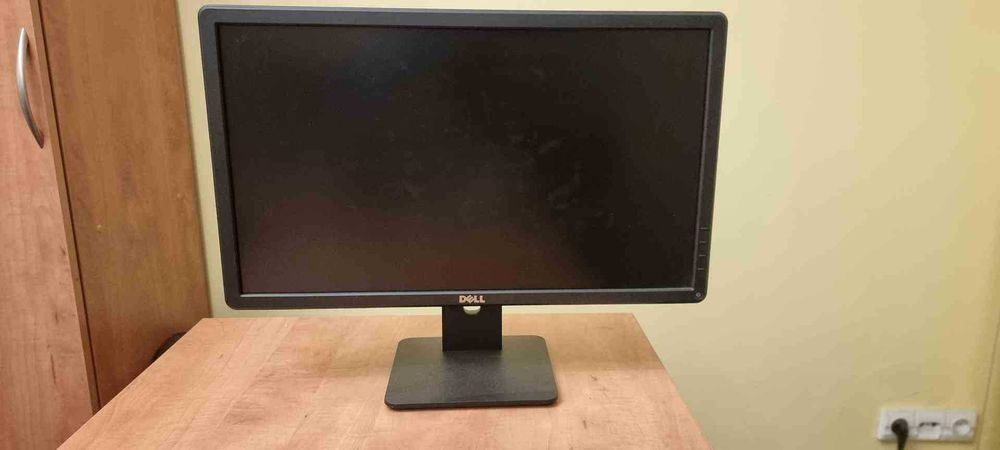 Sprzedam używany monitor LED 21,5" firmy Dell E2214HB, Full HD, HDMI