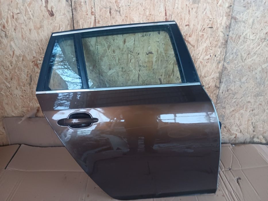 Bmw 5 e61 kombi drzwi prawy tył tylne prawe  kompletne tylnie KPL