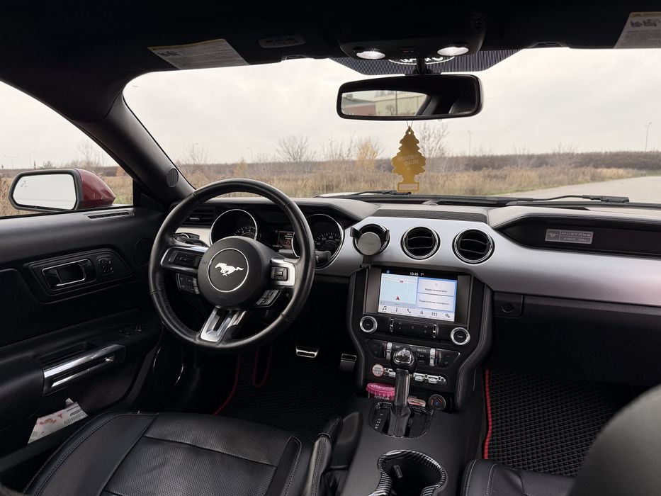 Продам Ford Mustang 2.3 Premium 2016