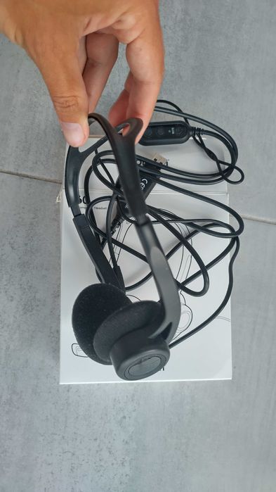 Nowe słuchawki z mikrofonem Logitech 960 USB, idealne do pracy