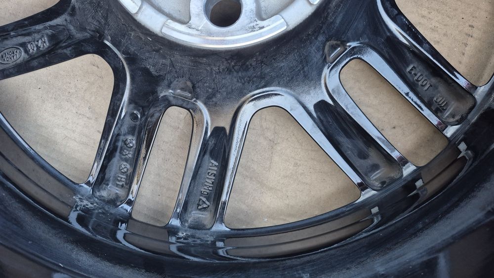 Felgi aluminiowe 19", 5x120, et41.5 ,8J. Otwór 72.6.