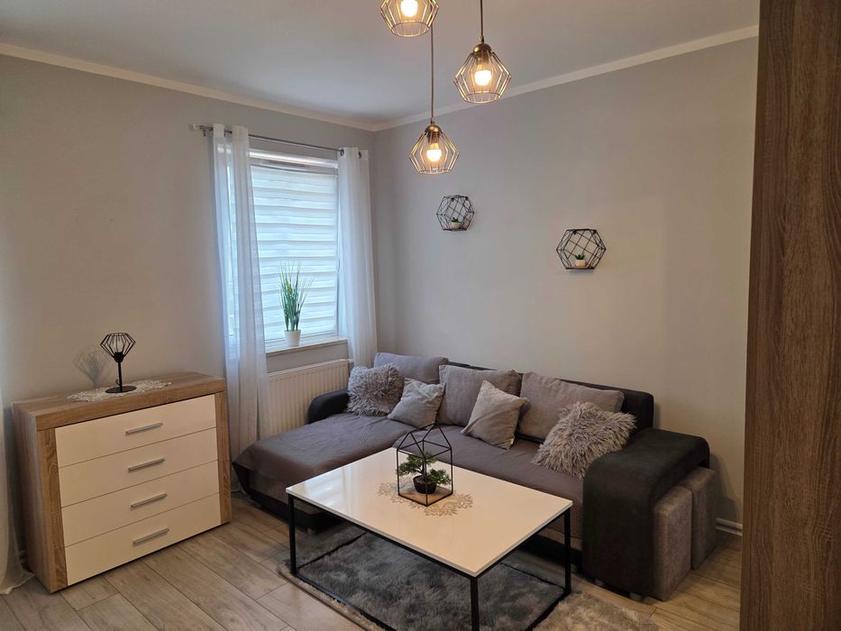 Wynajem okazjonalny - Tychy ul. Skalna - kawalerka 31m2 - od zaraz
