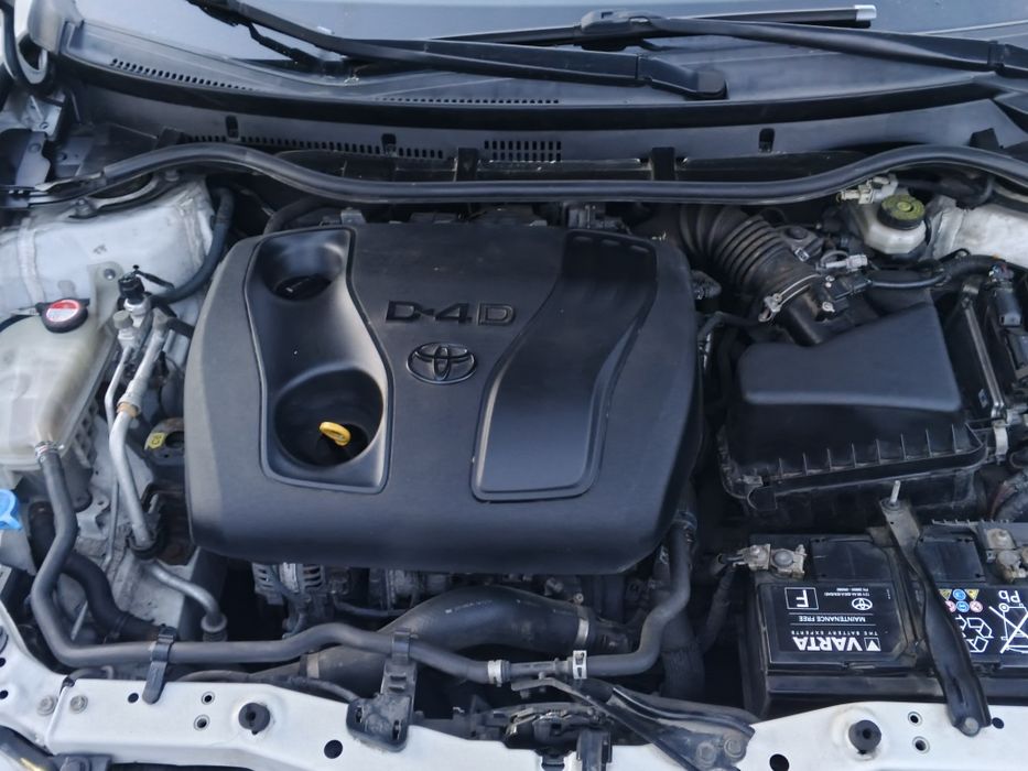 Toyota Auris stan idealny