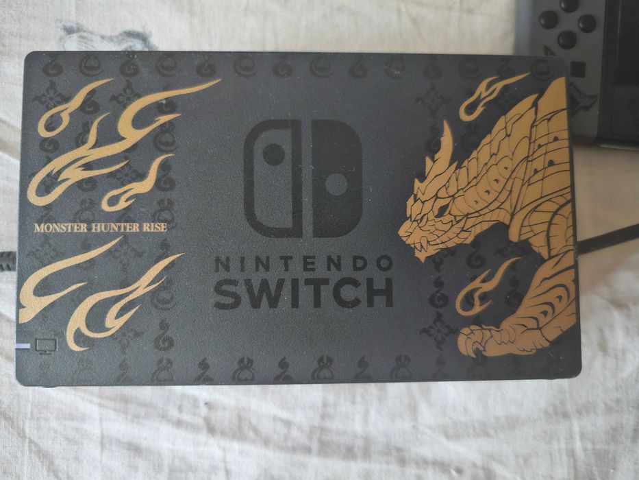 Nintendo Switch Monster Hunter Edition