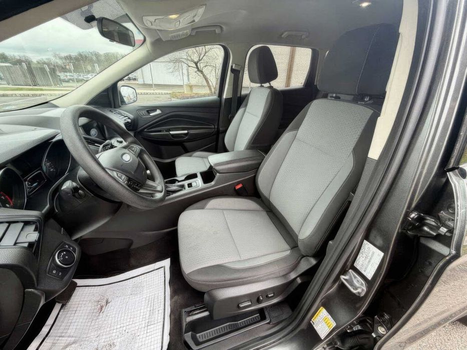 FORD ESCAPE      2016