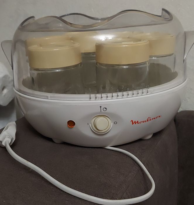 Йогуртниця Moulinex