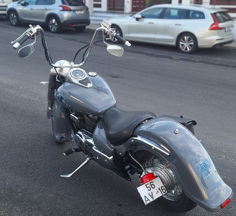 Suzuki VL800 Intruder-2005