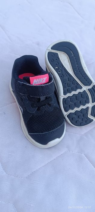 Sapatilha bebê nike
