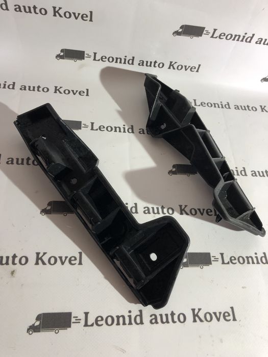 Кріплення, кронштейн бамперу на крило Renault Master 3, Opel Movano