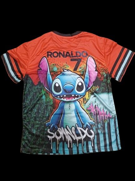 T-shirt Ronaldo #7 Street Art boneco stitch– Tamanho XL (veste pequeno