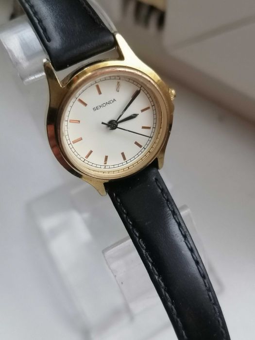 Piękny damski zegarek z paskiem Sekonda