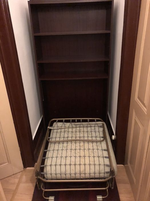 Móvel com cama incorporada