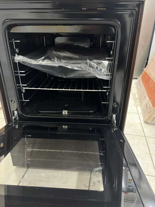 Газова плита Canrey 4комфорки нова коричнева,гриль,конвекція 50см