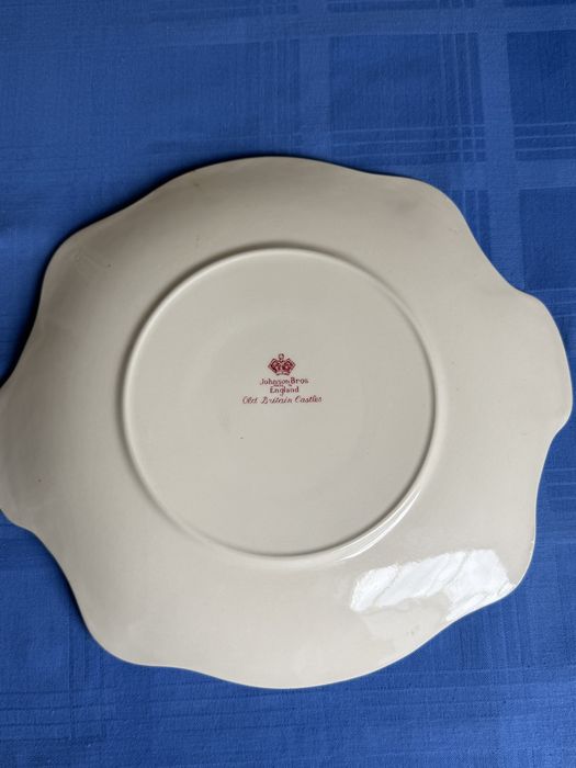 Johnson Bros England czerwona patera