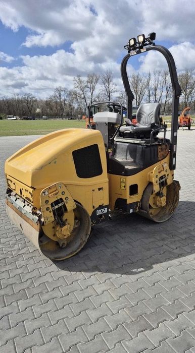 Volvo Volvo DD25B  Walec Drogowy Volvo DD25B | 2016 rok | 2600 kg | Niski przebieg