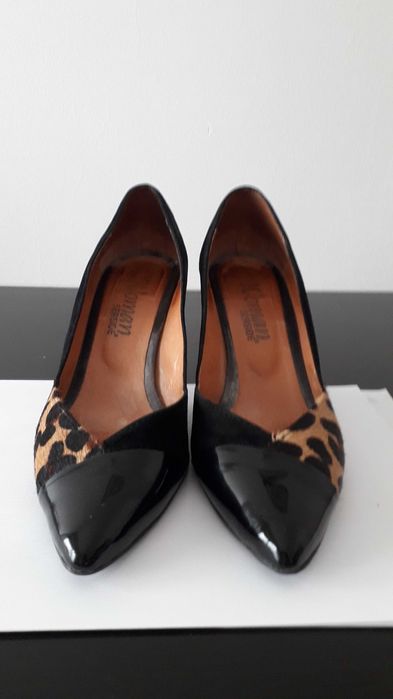 Sapatos em Camurça com apontamento tigrado