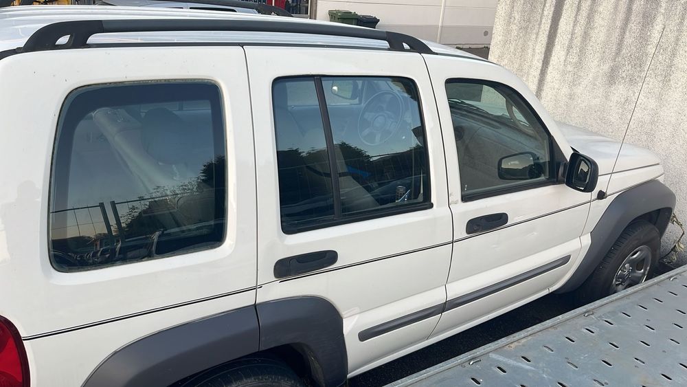 Jeep Liberty 2002 3.7