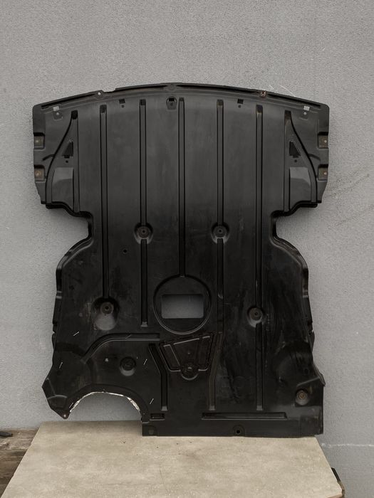 Захист мотору BMW E90 E91 Кузова Дна БМВ Коробки БМВ Оригінал Ідеал