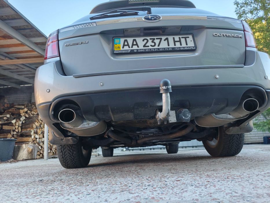 SUBARU Outback 3.0