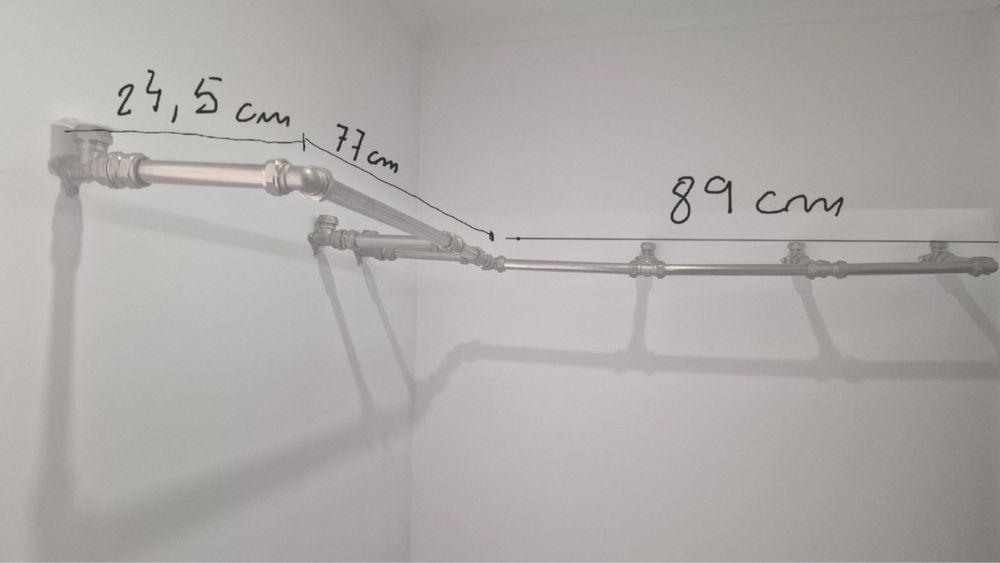 Cabideiro industrial artesanal em tubos de água – muito resistente