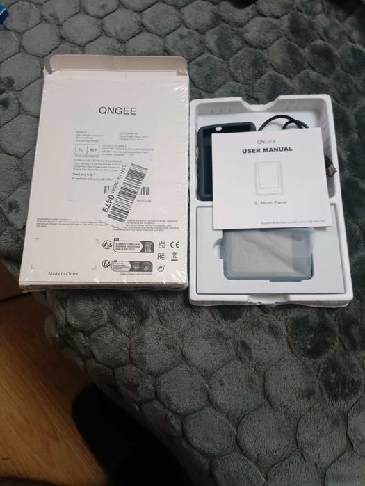 QNGEE S7 MP3 odtwarzacz przenośny audio 64GB radio ekran dotykowy 2,4"