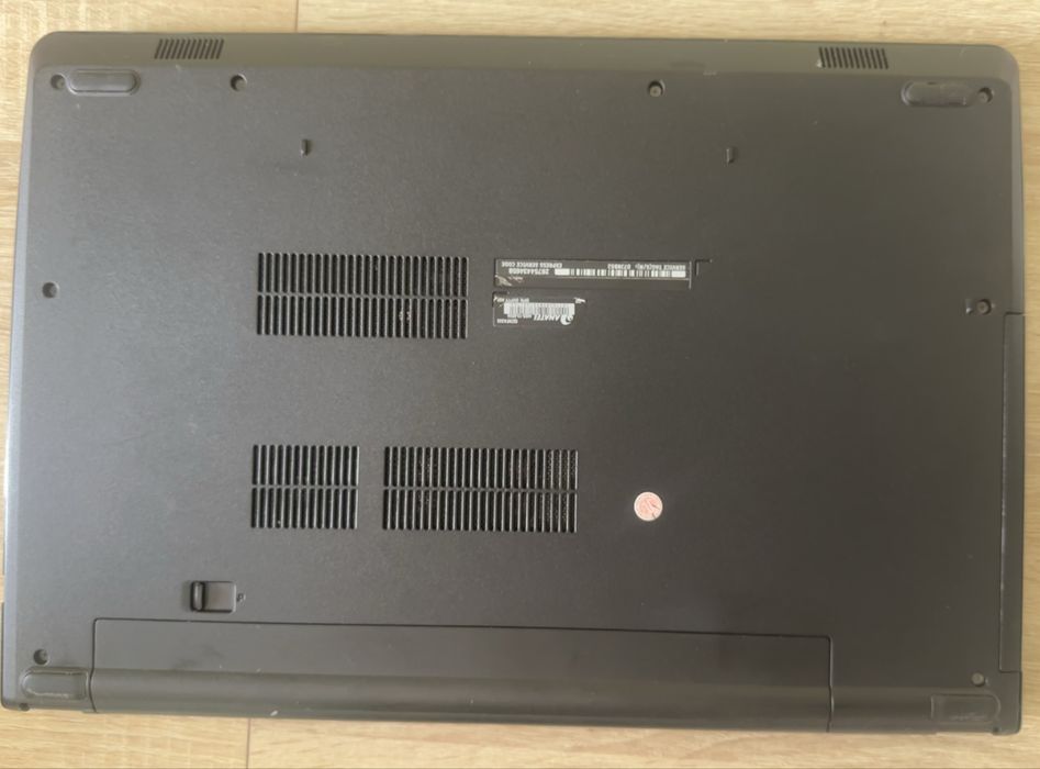 Portátil Dell Inspiron i3 8GB RAM SSD 512GB