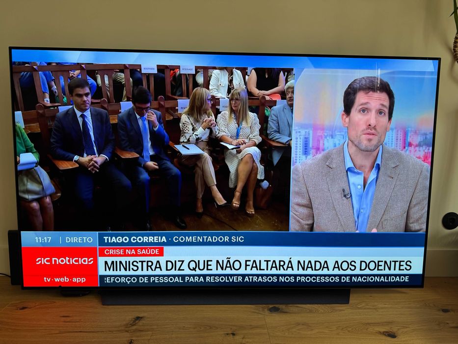 TV OLED LG OLED83C44LA com garantia. 83 polegadas. Ofereço entrega.