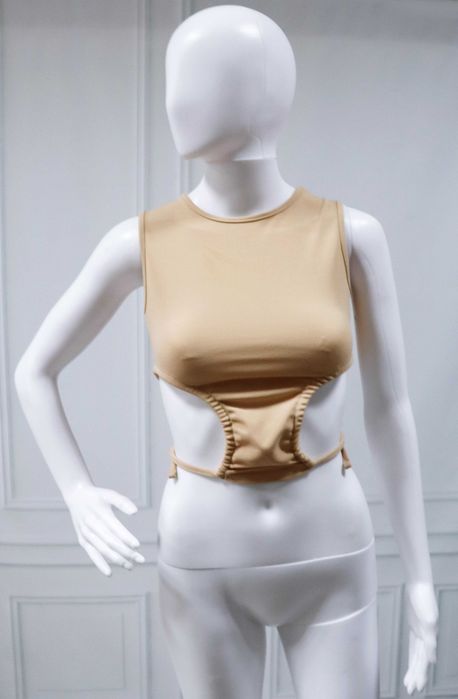 Nowy top PrettyLittleThing PLT r. 34