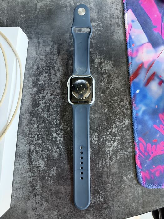 Apple Watch Series 9 45mm (GPS + Cellular)