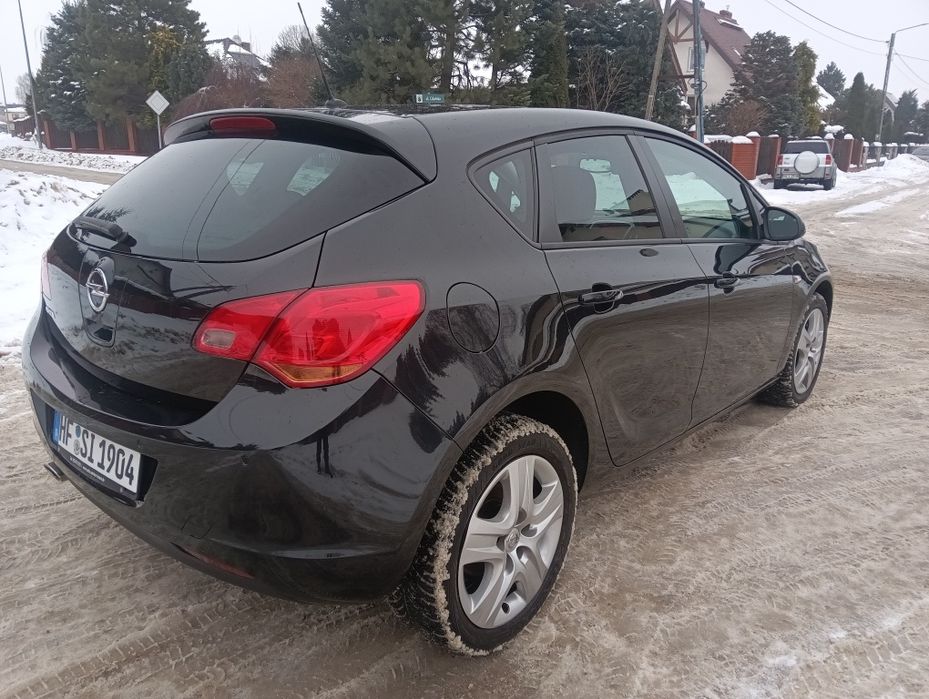 Opel Astra J Model 2012 1.4 Turbo ful opcja