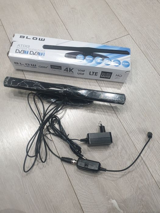 Antena pokojowa Blow -  wzmacniacz.