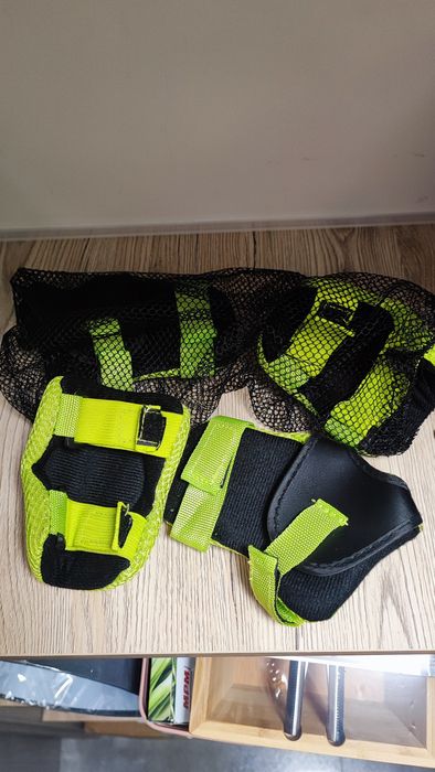 Ochraniacze na kolana i nadgarstki