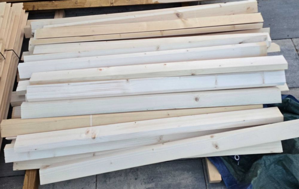 Deska elewacyjna romb świerk 24x68x1100 mm