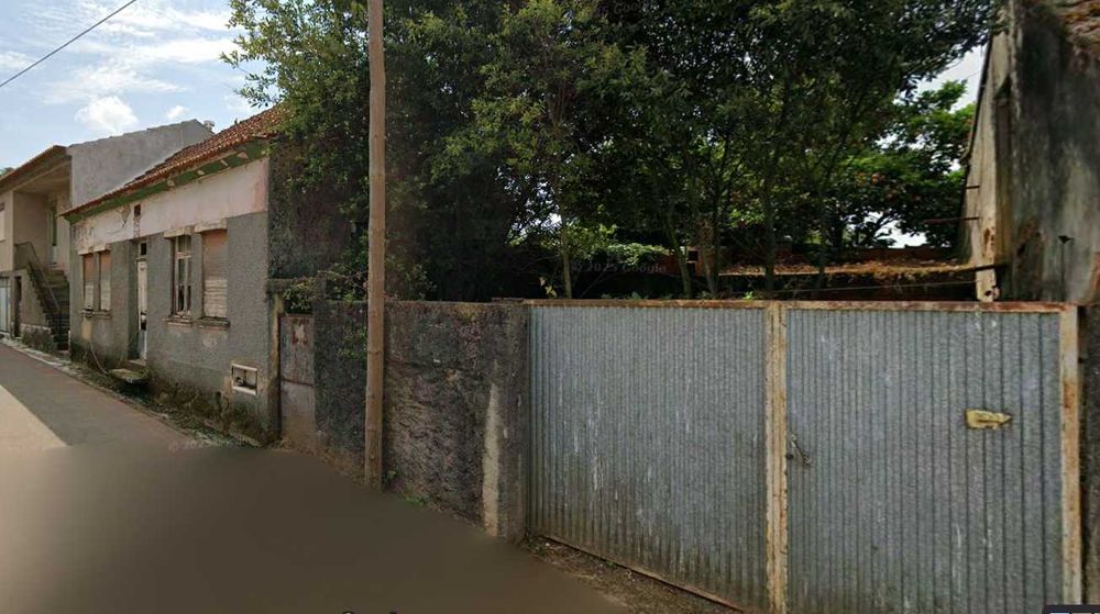 Moradia T2 para recuperar