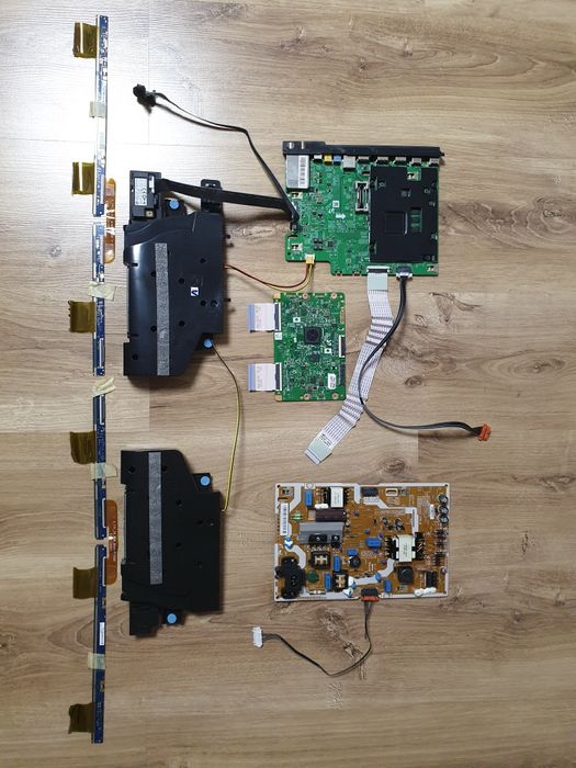 T-Con/zasilacz/WiFi/BT/IR/płyta główna/głośniki Samsung curved TV 49"