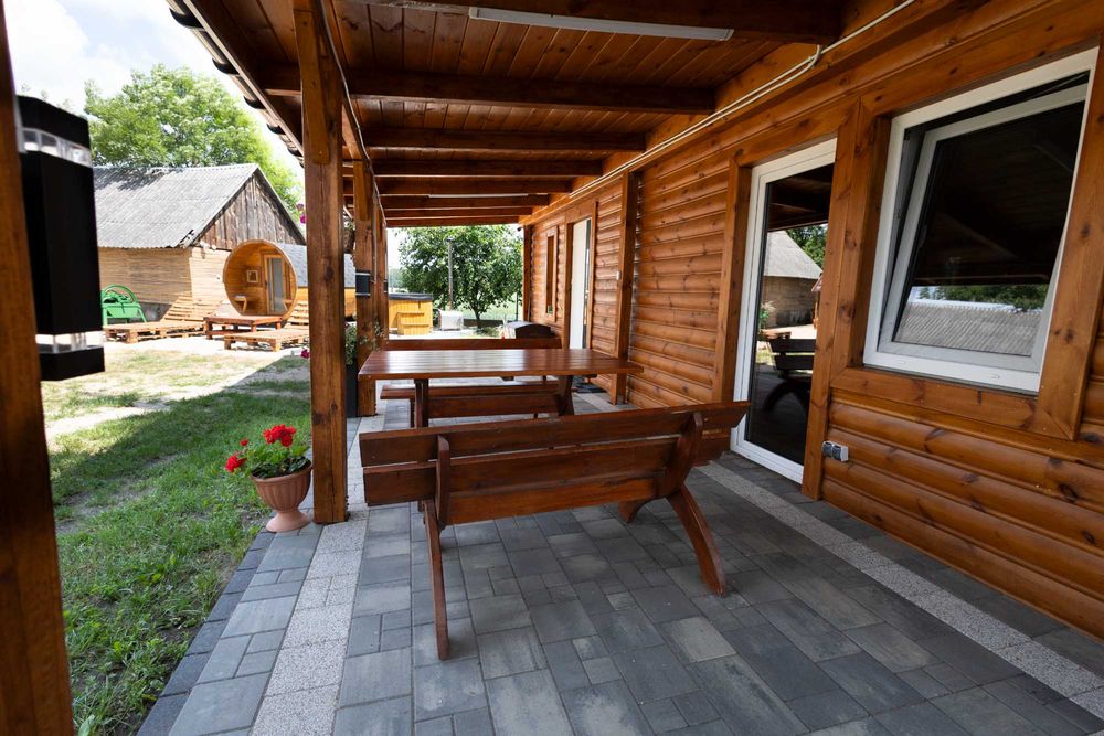 Dom z balią i sauną nad stawem na wyłączność - Stare Podwórko