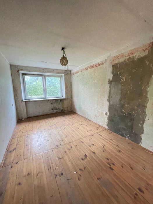 Продаж 2 кім.кв. м. Рава-Руська, (Доси)