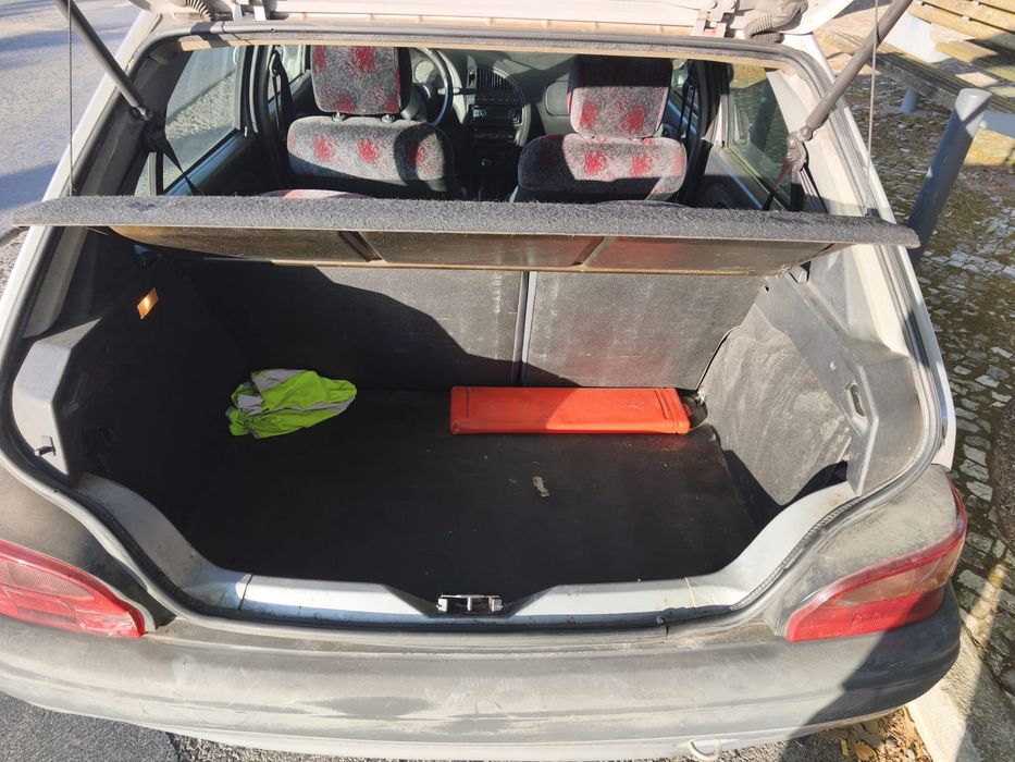 Citroën Saxo — fotografia 8
